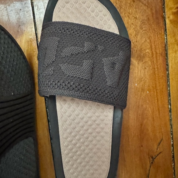 APL Techloom Slide - Picture 2 of 5